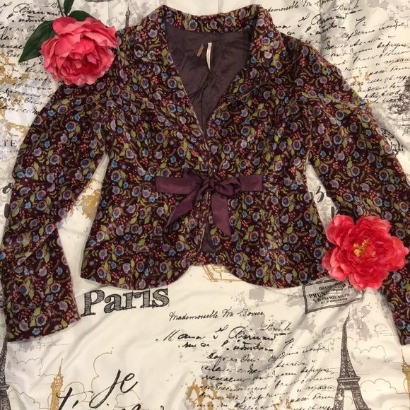 Free People Jackets & Blazers - 🎁SALE🎁 Free People Velvet Floral Blazer Jacket